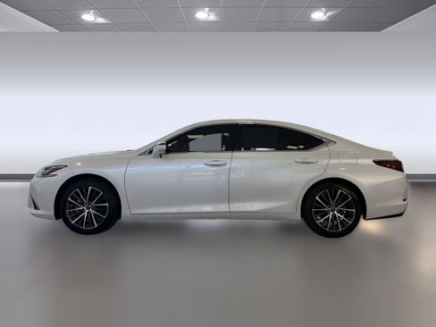 Used 2025 Lexus ES 350 w/ Premium Package FWD image 2