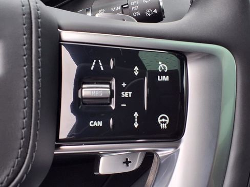 New 2025 Land Rover Range Rover SE image 15