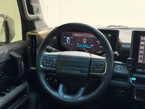 Used 2024 GMC Hummer EV 3X w/ LPO, Cargo Utility Package AWD/4WD image 71