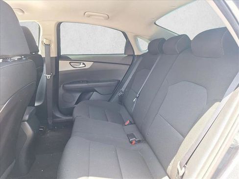 Used 2021 Kia Forte LXS FWD image 15