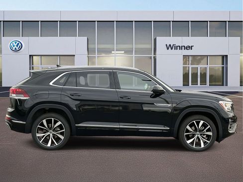New 2026 Volkswagen Atlas Cross Sport SEL Premium R-Line image 6