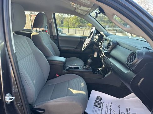 Certified 2023 Toyota Tacoma SR image 24