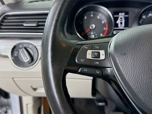 Used 2016 Volkswagen Passat 1.8T SE image 20