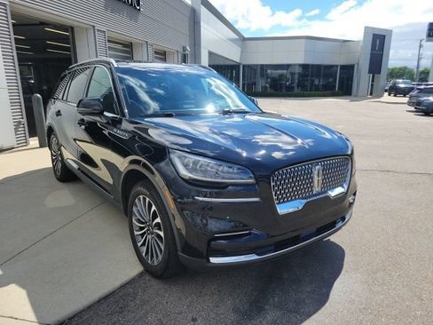 Certified 2023 Lincoln Aviator Reserve w/ Equipment Group 201A AWD/4WD image 11