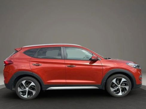 Used 2017 Hyundai Tucson Limited AWD/4WD image 6