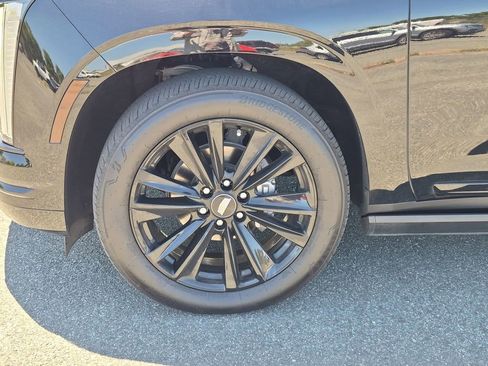 Used 2025 Cadillac Escalade Sport w/ Touring Package AWD/4WD image 23