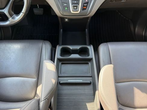 Used 2018 Honda Odyssey EX-L image 14