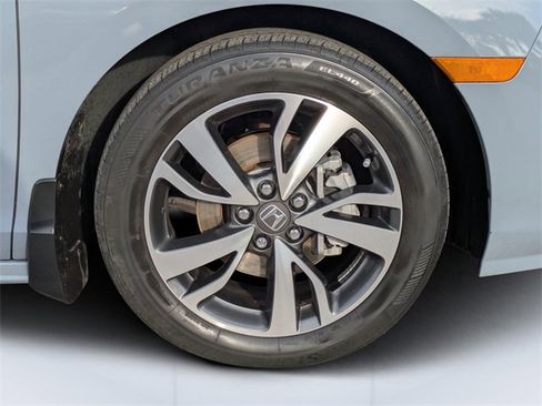 Certified 2023 Honda Odyssey Touring image 11