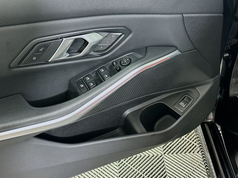 Used 2025 BMW 330i Sedan RWD image 15