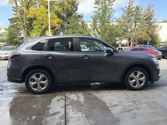 Used 2023 Honda HR-V LX image 4