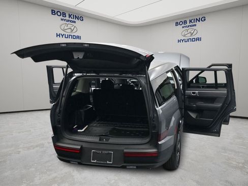 New 2026 Hyundai Santa Fe SE FWD image 16