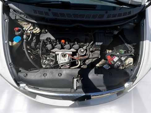 Used 2010 Honda Civic LX-S image 18