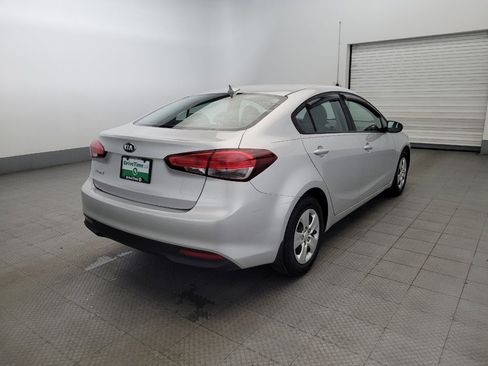 Used 2018 Kia Forte LX image 9