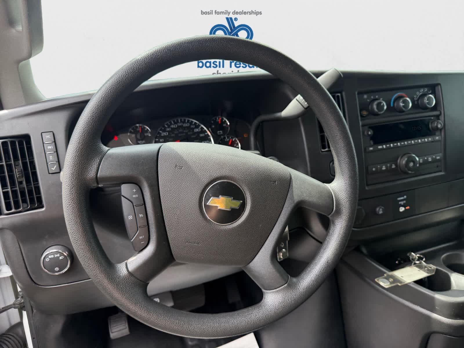 Used 2025 Chevrolet Express 2500 w/ Driver Convenience Package RWD image 16