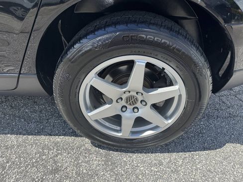 Used 2011 Cadillac SRX Luxury AWD/4WD image 8
