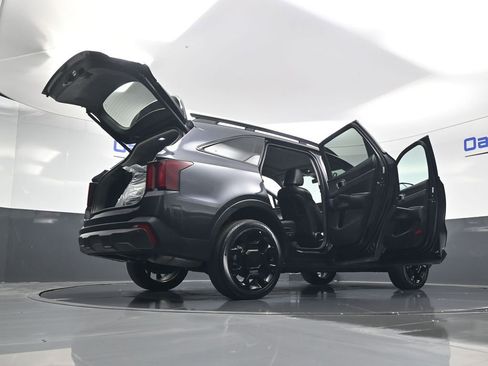 Certified 2025 Kia Sorento X-Line EX image 53
