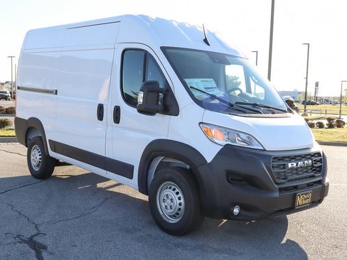 New 2026 RAM ProMaster 1500 w/ Convenience Group image 3