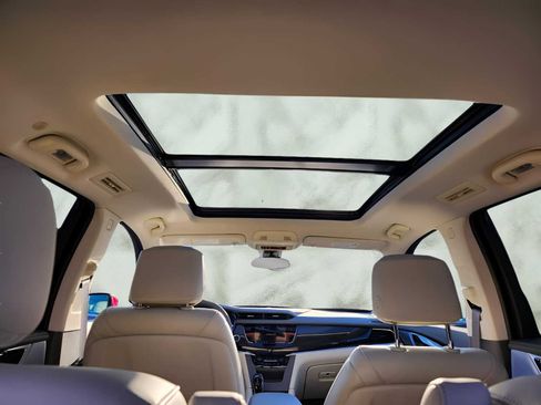 Used 2025 Cadillac XT6 Premium Luxury w/ LPO, Floor Liner Package image 6