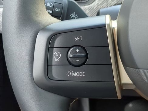 Used 2025 MINI Cooper 2-Door Hardtop image 41