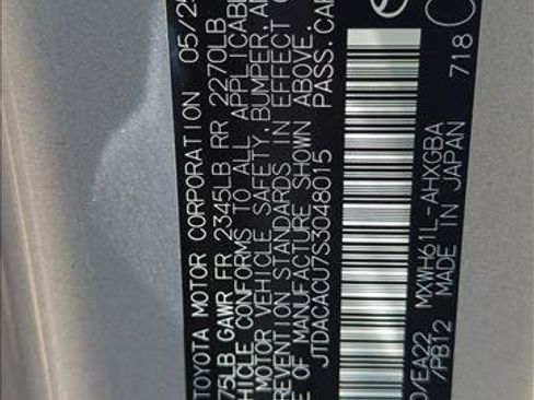 Used 2025 Toyota Prius Plug-In Hybrid FWD image 24