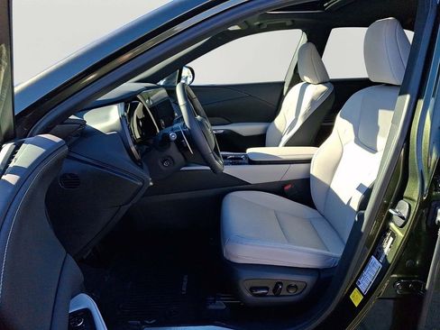 Used 2025 Lexus RX 350 Premium w/ Accessory Package image 10
