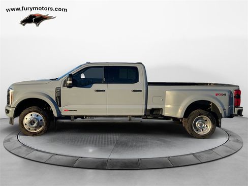Used 2024 Ford F450 Platinum w/ FX4 Off-Road Package image 6
