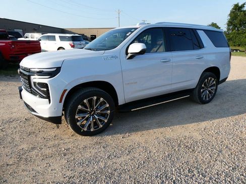 New 2026 Chevrolet Tahoe High Country w/ Sun And Tow Package AWD/4WD image 7