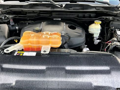 Used 2017 RAM 1500 Lone Star AWD/4WD image 32