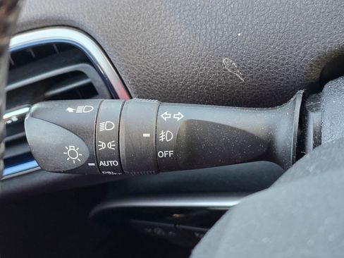 Used 2017 Toyota Prius Four Touring w/ Protection Package image 21