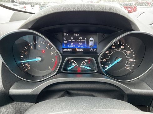Used 2018 Ford Escape Titanium image 9