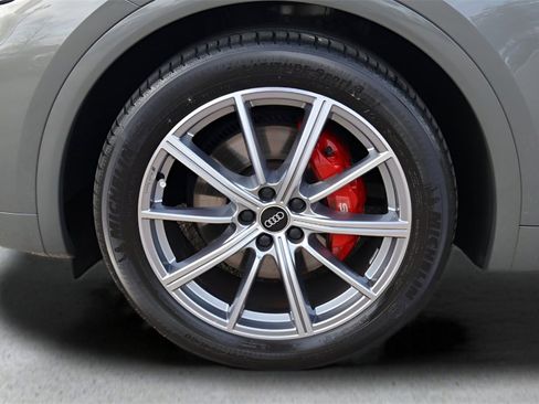 Used 2023 Audi SQ5 Premium Plus w/ Premium Plus Package image 9