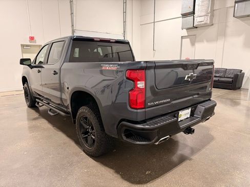 Used 2021 Chevrolet Silverado 1500 LT Trail Boss w/ Convenience Package II image 7