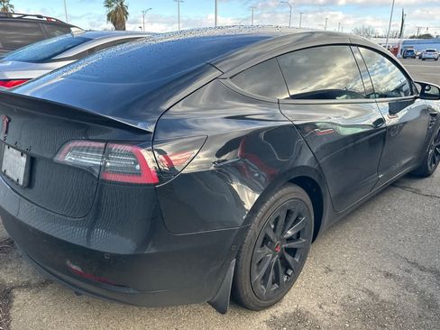 Used 2022 Tesla Model 3 Long Range image 2