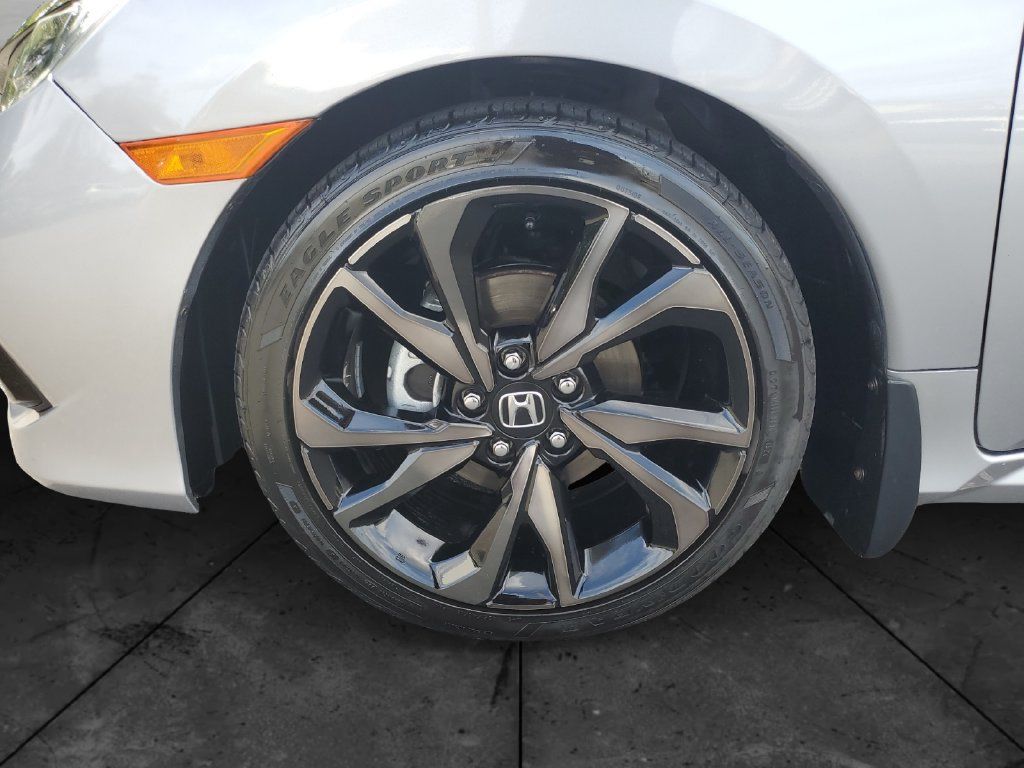 Used 2019 Honda Civic Sport image 14
