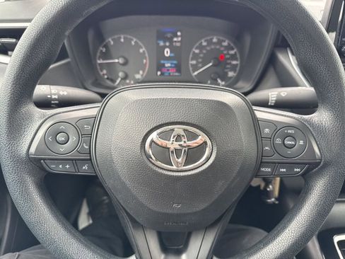 Certified 2024 Toyota Corolla LE image 33