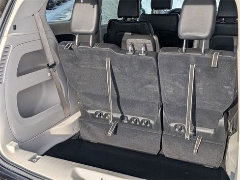 Certified 2024 Chrysler Pacifica Touring-L image 26