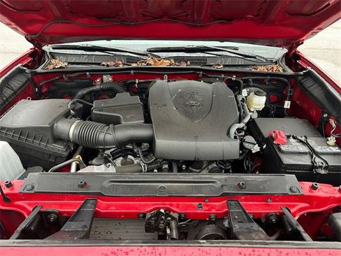 Used 2023 Toyota Tacoma SR image 17