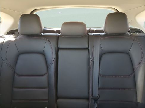 Used 2025 MAZDA CX-5 Carbon Edition image 13