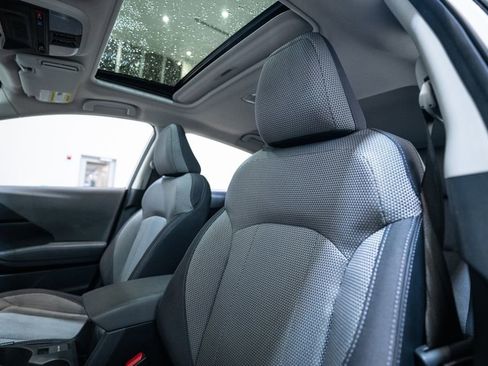 Used 2024 Subaru Crosstrek 2.0i Premium image 6