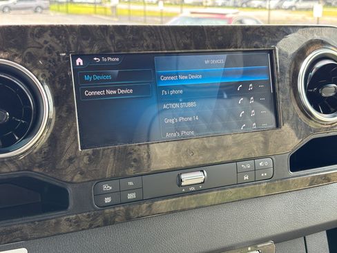 Used 2020 Mercedes-Benz Sprinter 3500 image 34
