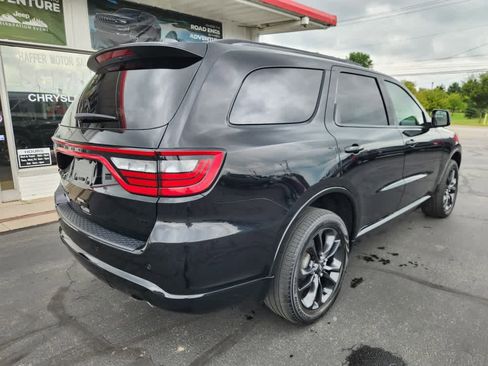 Used 2022 Dodge Durango GT image 3