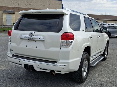 Used 2010 Toyota 4Runner SR5 image 6