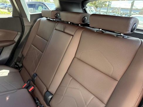Used 2025 BMW X1 xDrive28i AWD/4WD image 15