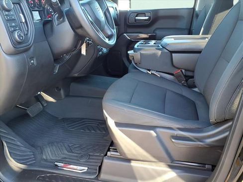 Used 2021 Chevrolet Silverado 1500 Custom Trail Boss w/ Midnight Edition image 11