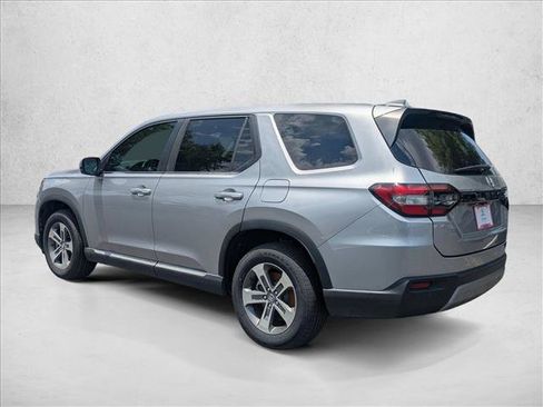 Certified 2024 Honda Pilot EX-L image 6