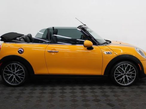 Used 2016 MINI Cooper S image 4