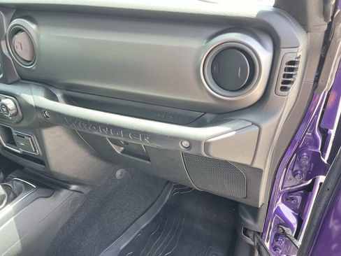 Used 2023 Jeep Wrangler Unlimited Sport AWD/4WD image 24