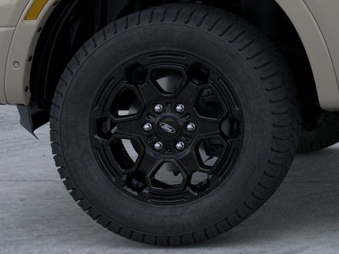 New 2025 Ford Ranger Lariat w/ Black Appearance Package image 19