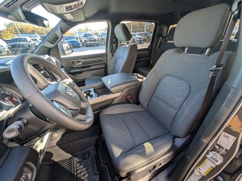 New 2026 RAM 1500 4x4 Crew Cab image 13
