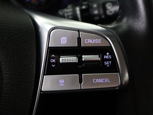Used 2020 Kia Telluride LX FWD image 39